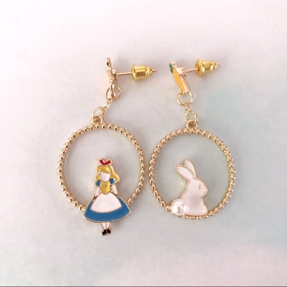 πAlice in Wonderland Dangle Drop Earrings Disney - Picture 2 of 4